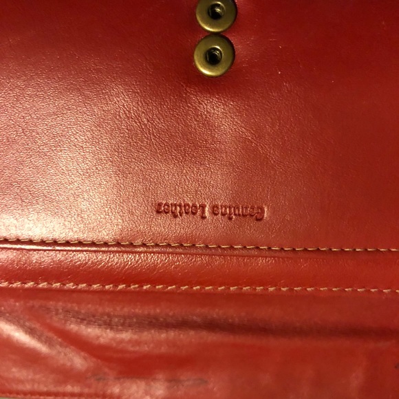 Hypo red leather wallet hand held clutch - Picture 6 of 6